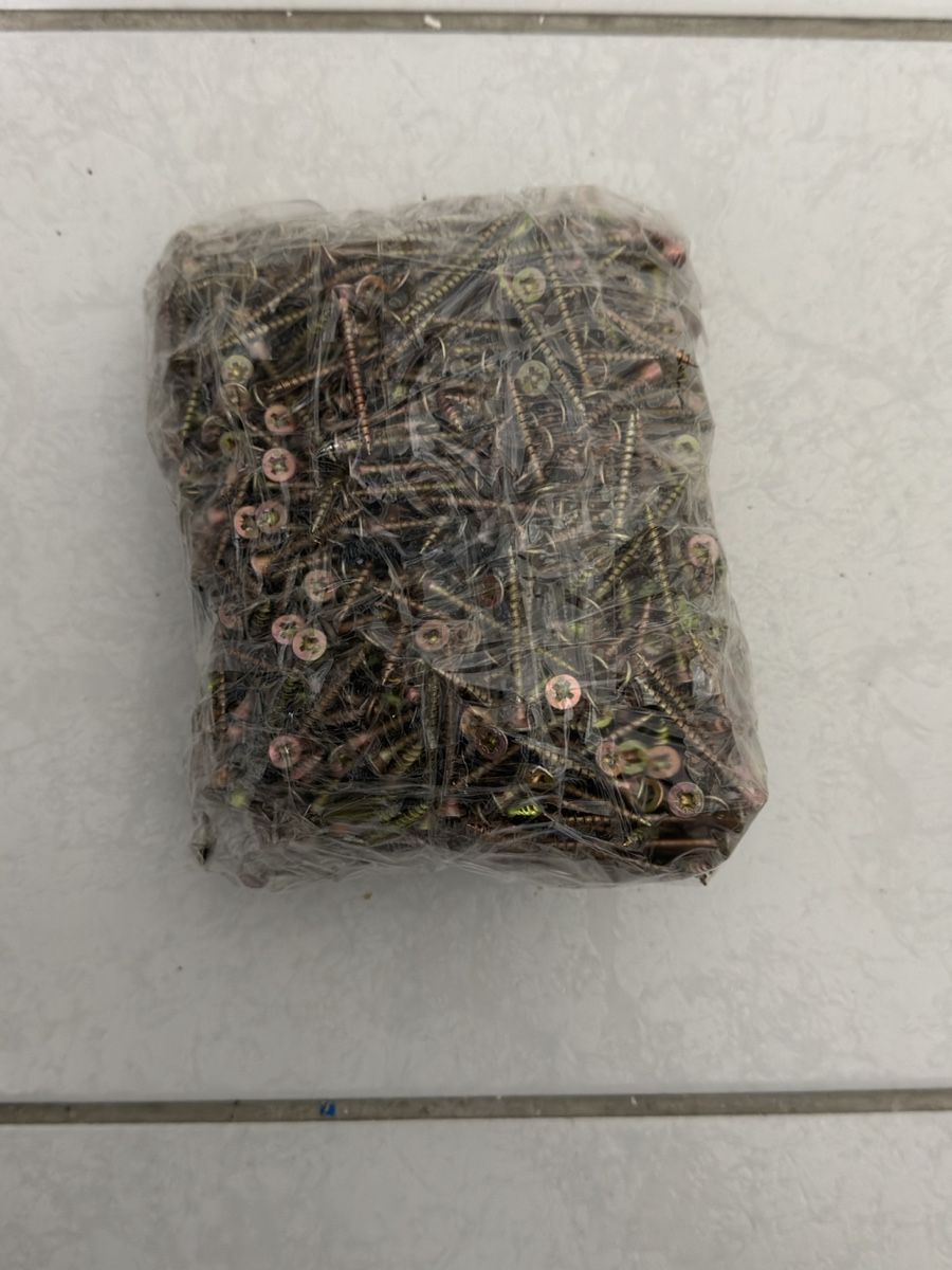 Ferramenta: Lot de vis à bois, neuves – Nuovo (secondo la descrizione) da Embrach venduto da niz_8sff 5