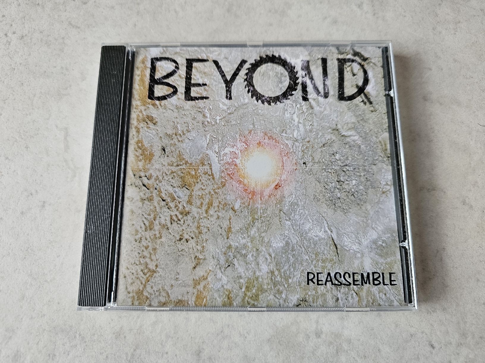 CDs: Beyond  -  Reassemble – Gebraucht aus Schneisingen von backstore24