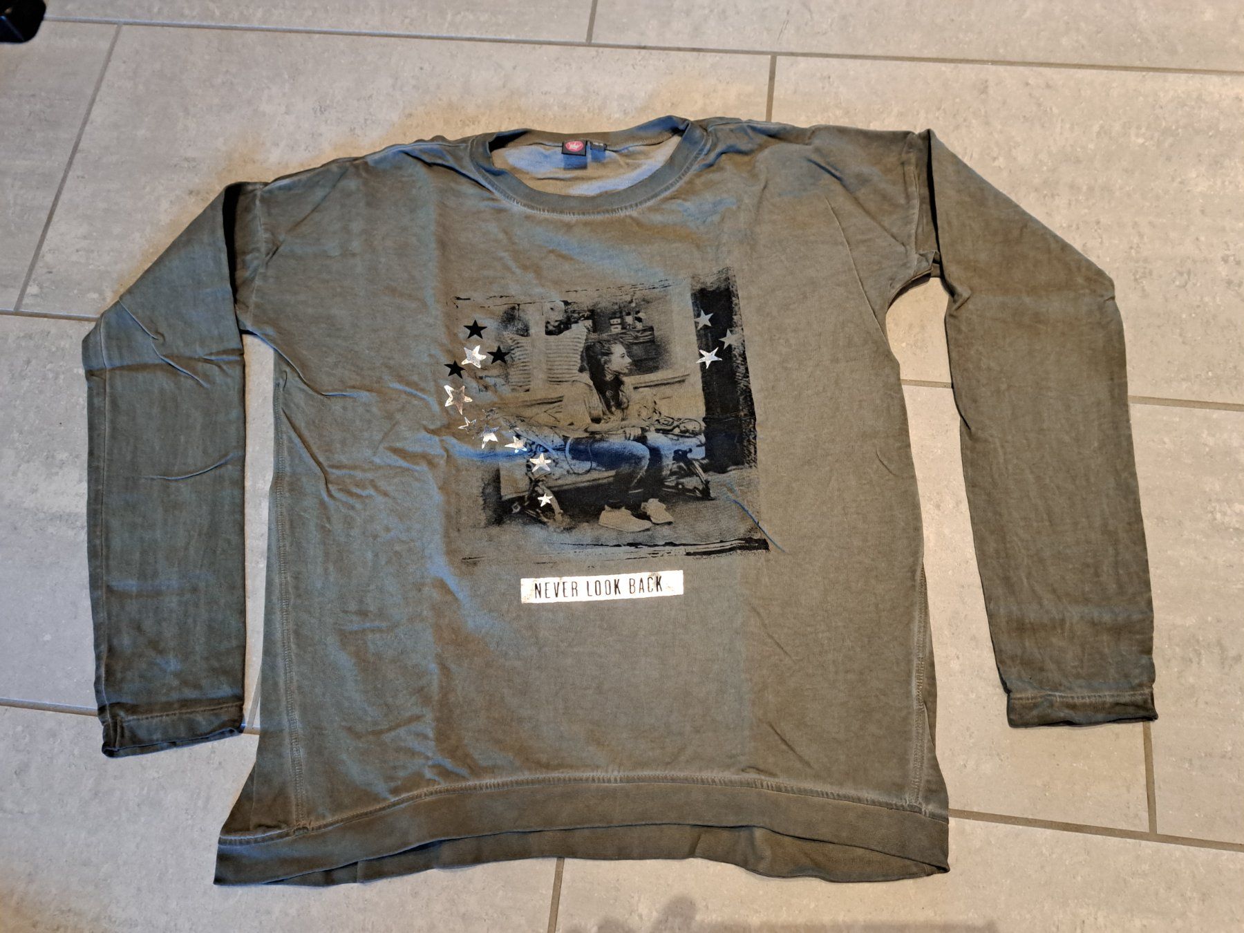 Maglioni & Felpe: Pulli Gr. 164 kaki Mädchen NEU – Nuovo (secondo la descrizione) da Killwangen venduto da KIANA08