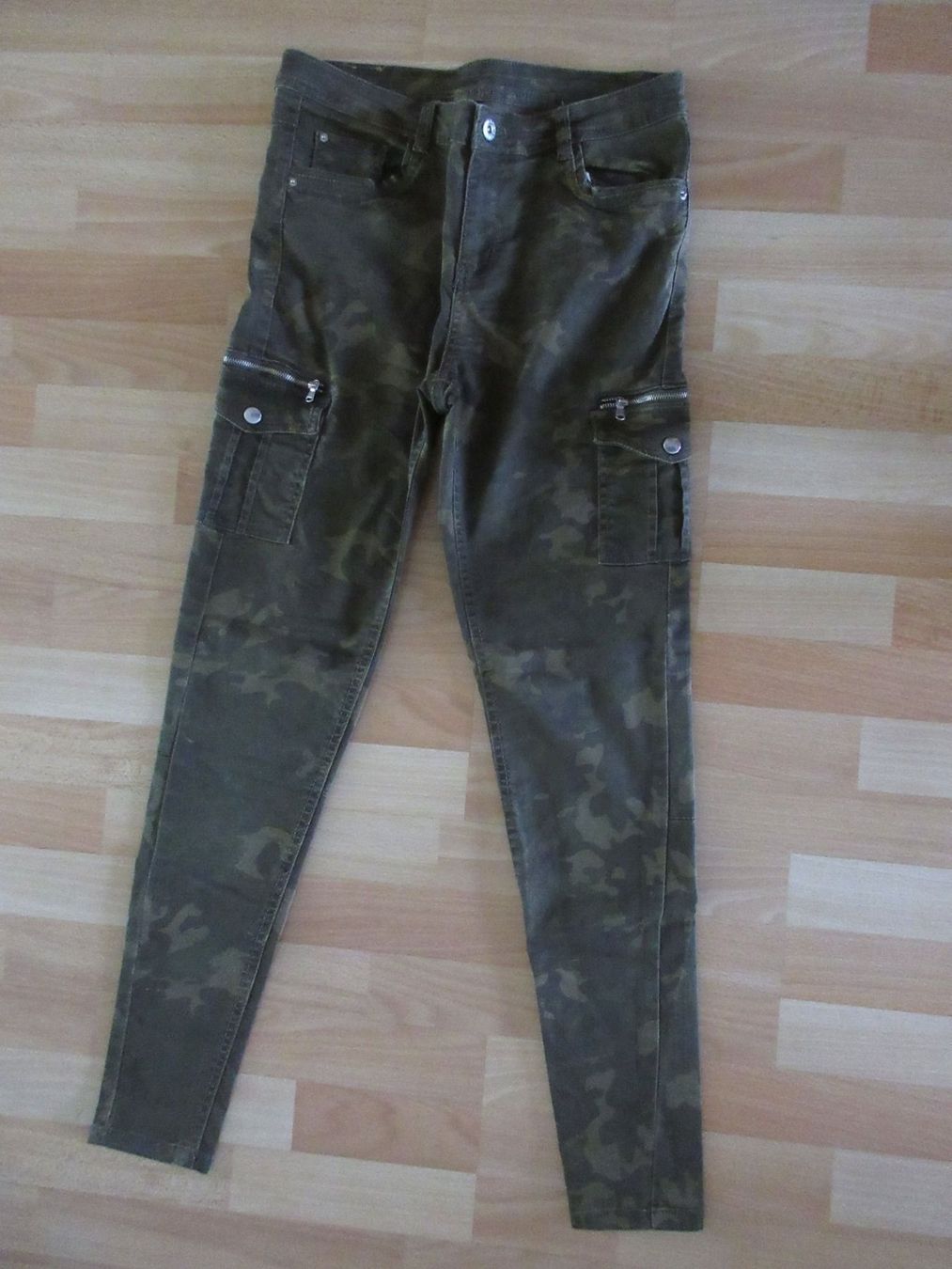 Pantaloni: Jeanshose Grösse 170 – Usato da Kaisten venduto da renault015