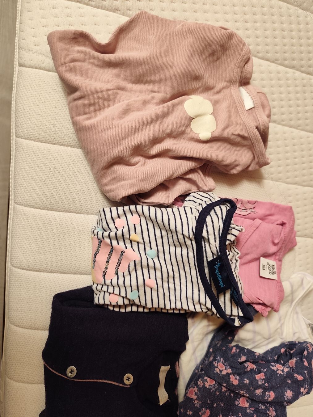 Lotti & Set di vestiti: Kleider Paket Grösse 98/104 – Usato da Bäretswil venduto da Gartenzwergin 1