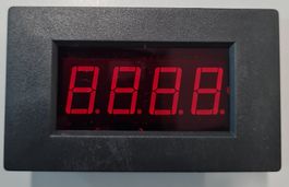 LDP-235LED digital Voltmeter Rote Anzeige Fabrikneu in OVP