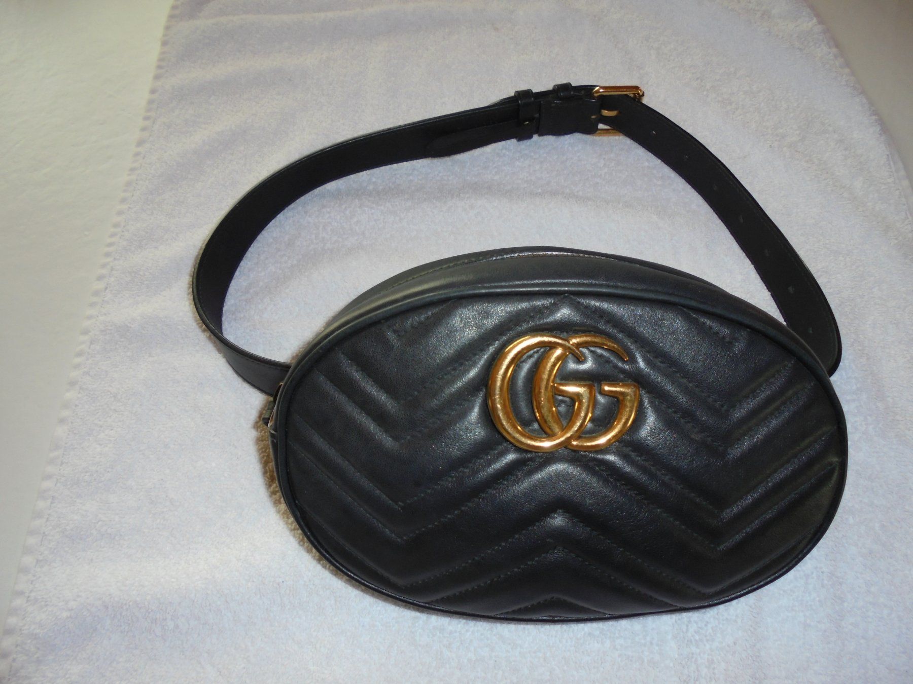 Gucci Borse da donna: GUCCI MARMONT KLEINE GÜRTELTASCHE – Usato da Aarau Rohr venduto da PinkSchwein 1