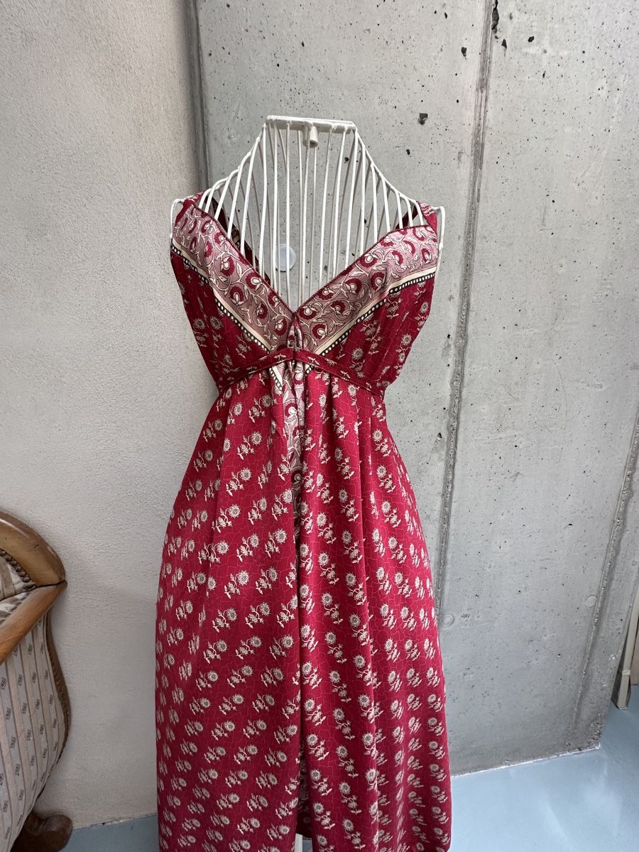 Kleider: Sommerliches Kleid mit Blumenmuster, Grösse M, Rot – Gebraucht aus Leuk-Stadt von nadlerhu 1