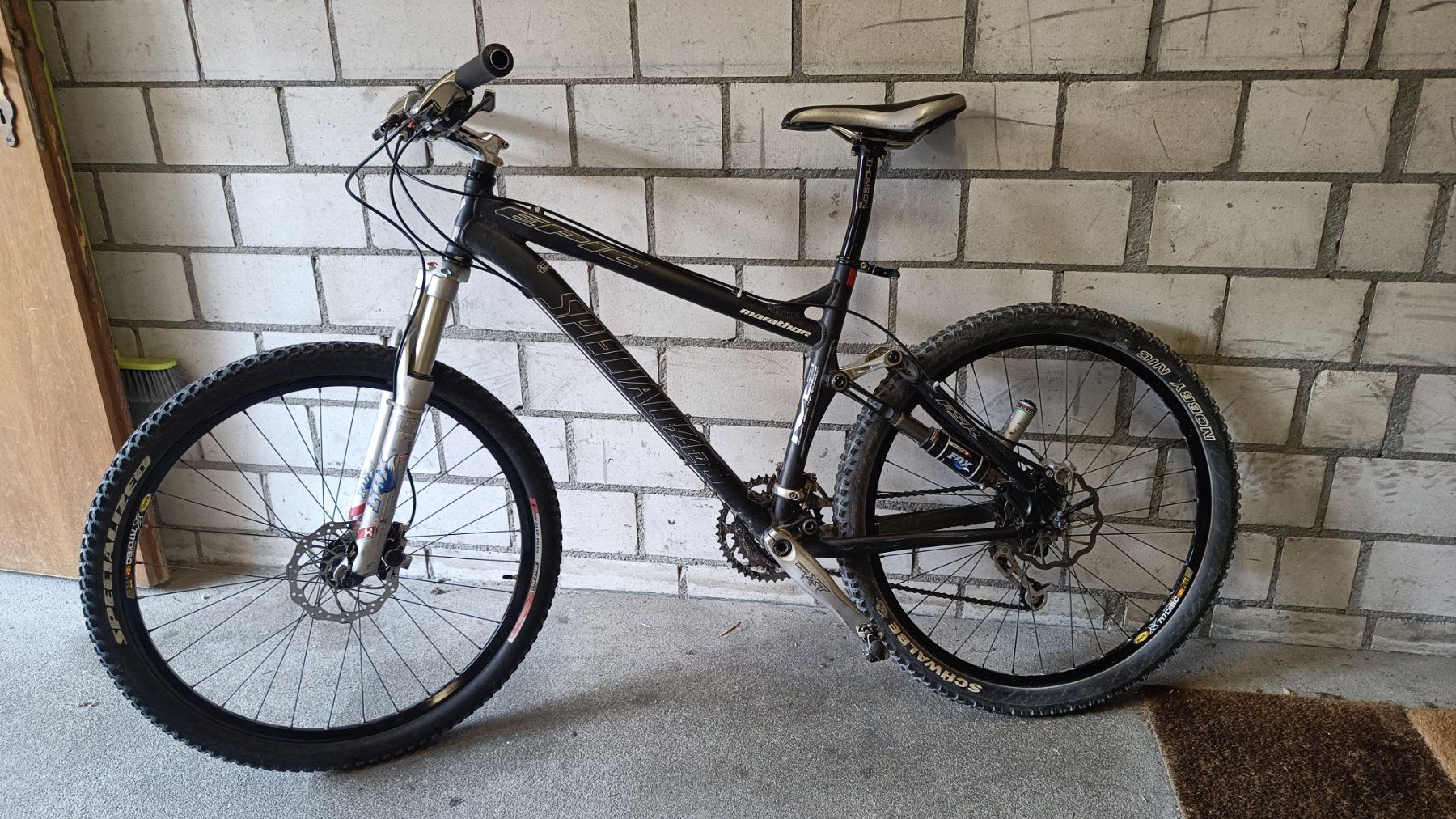 Specialized Velos: Specialized Epic Marathon, Rahmengrösse M – Defekt aus Jenins von schmid2000