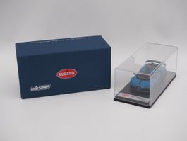 BUGATTI Chiron Pur Sport Modellauto Blau (26092310)