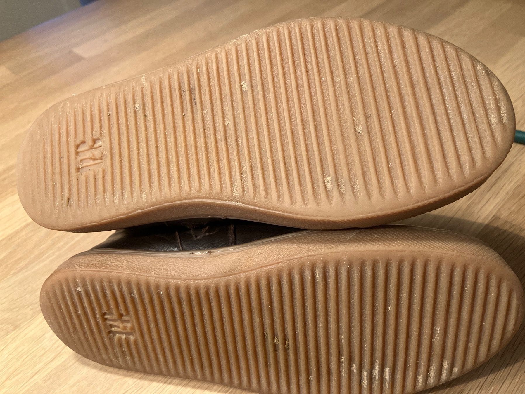 Pom d'Api Scarpe per ragazzi: Magnifique bottes fourrées Pom d’Api t.34 – Usato da Epalinges venduto da Tosca20 5