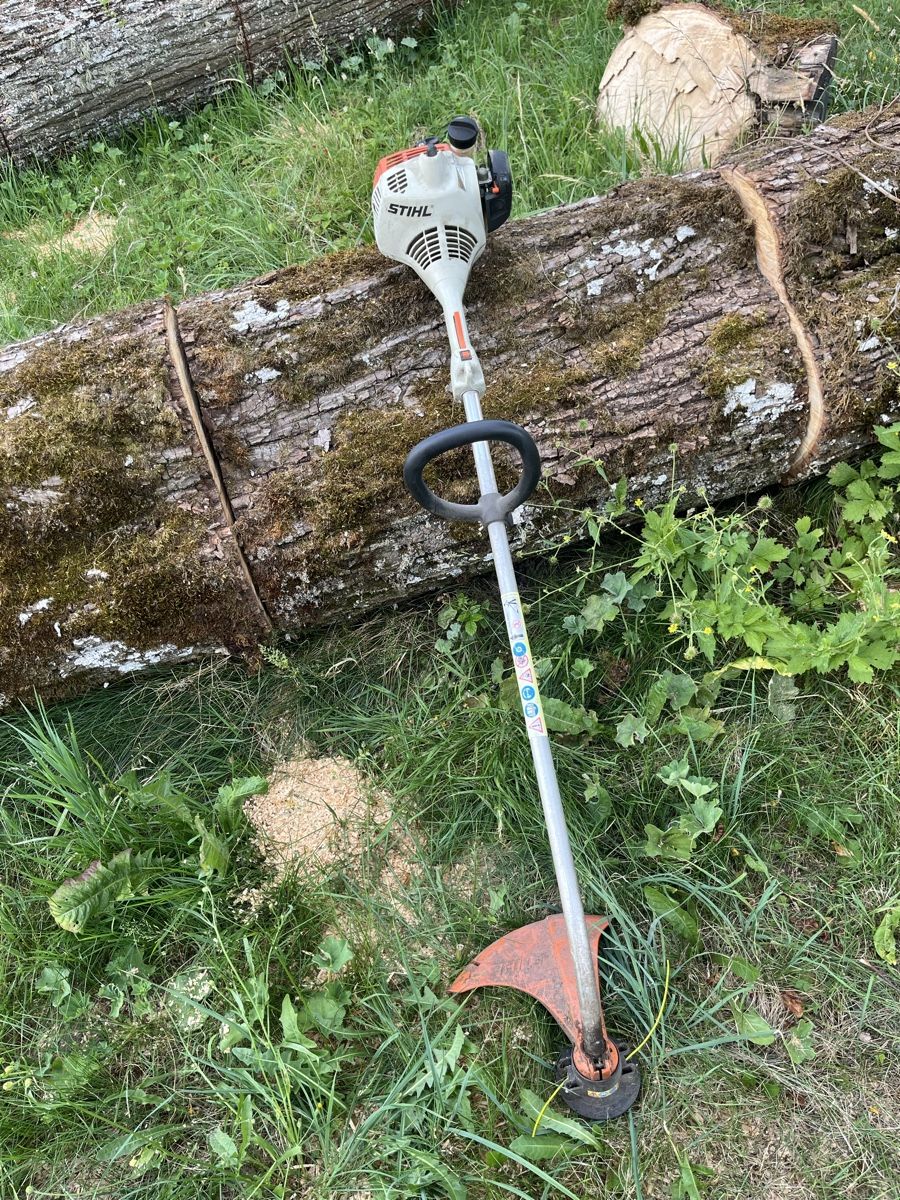Stihl Tondeuses à gazon: Débroussailleuse Stihl FS45 – Défectueux à le Crêt-du-Locle par Kableg18 4