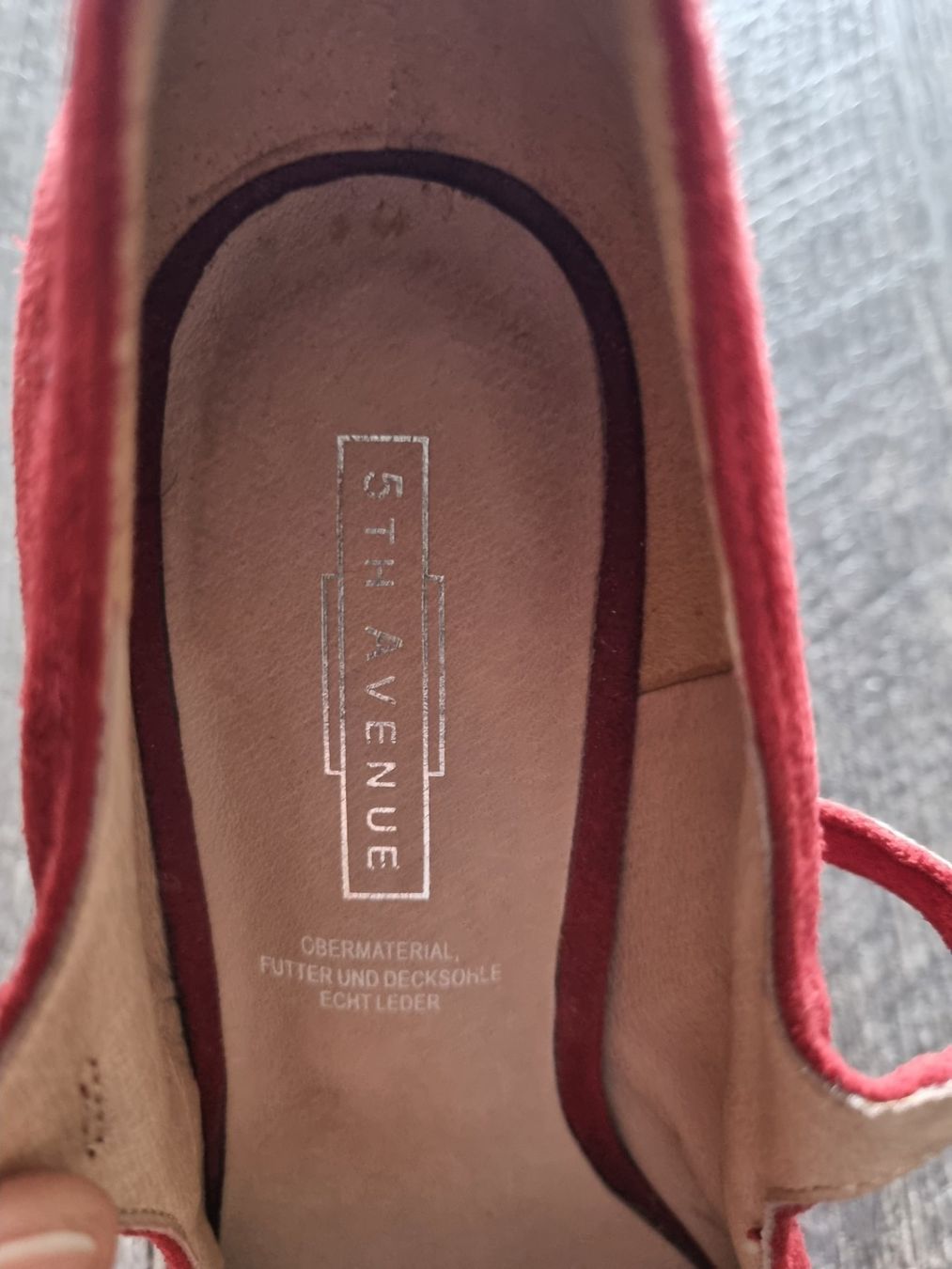 Scarpe da donna: Wildleder-Plateaus, Fifth avenue, rot, Gr. 36 – Usato da Zermatt venduto da pantarhei3z 4