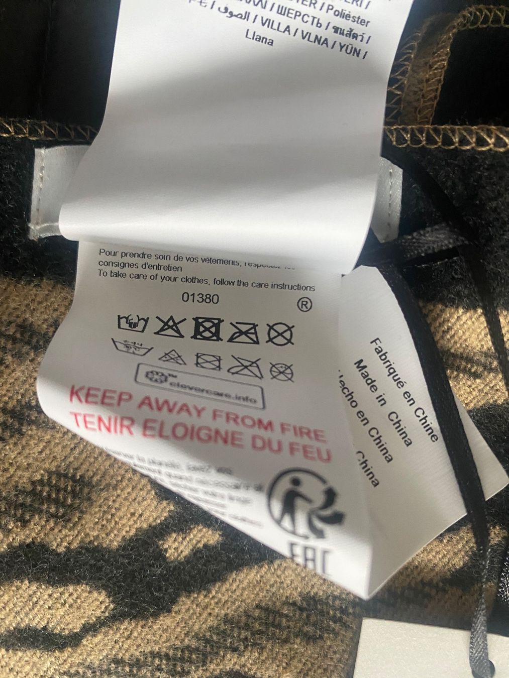 Foulard & Sciarpe: Étole – Nuovo e nell'imballaggio originale da Geneve venduto da pat_p76n 5
