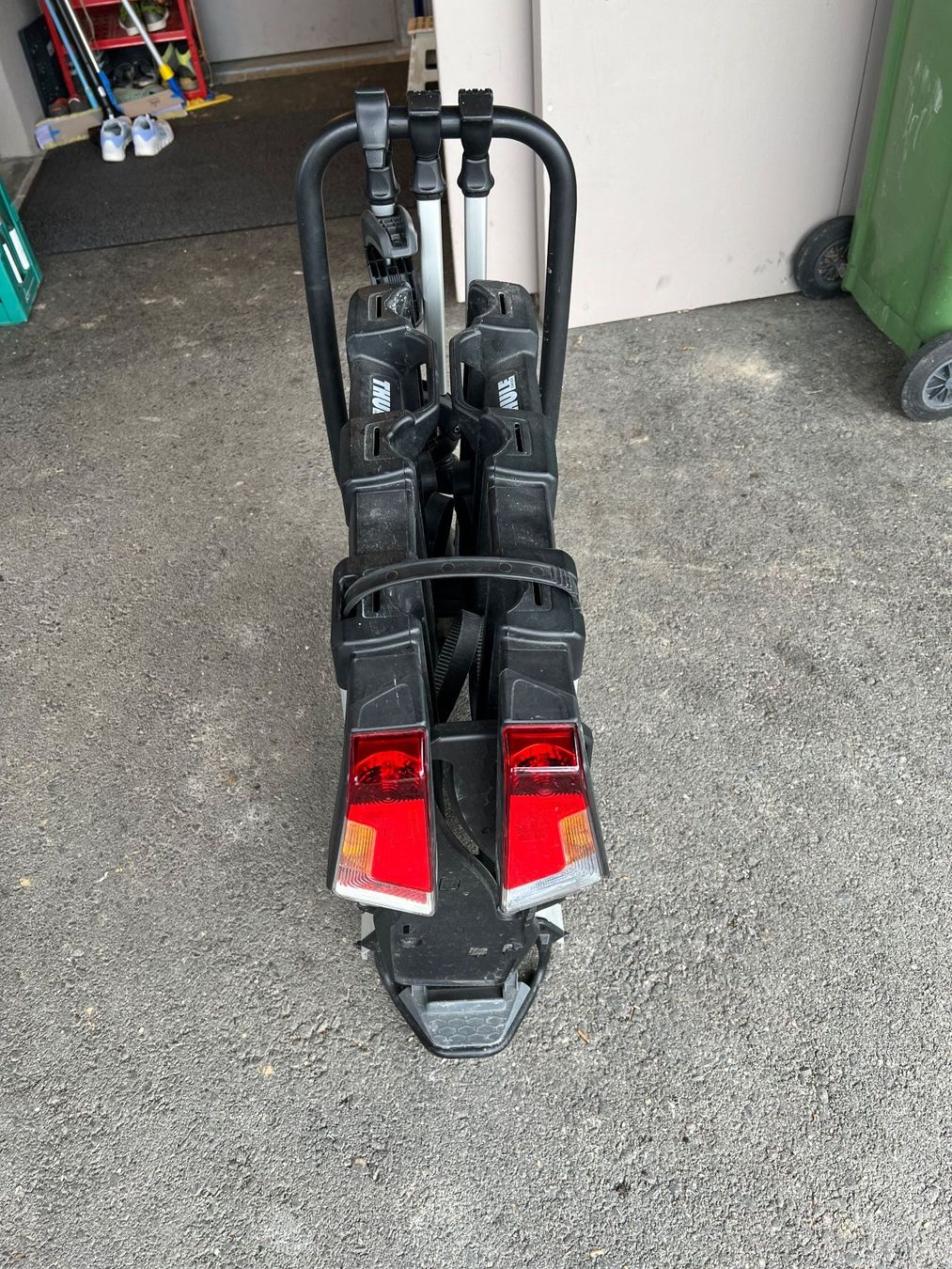 Thule Rimorchi: Fahrradträger Thule EasyFold XT F – Usato da Neuendorf venduto da Meierjaeggi10 5