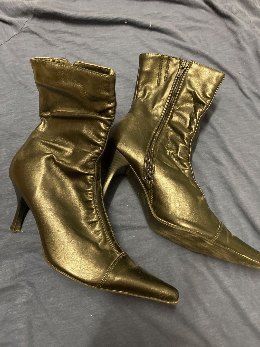 Damenschuhe: Schwarze Stiefeletten, Gr 39 – Gebraucht aus Krauchthal von Kiddy32