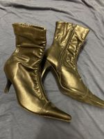 Schwarze Stiefeletten, Gr 39