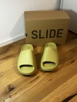 Yeezy Slide Resin