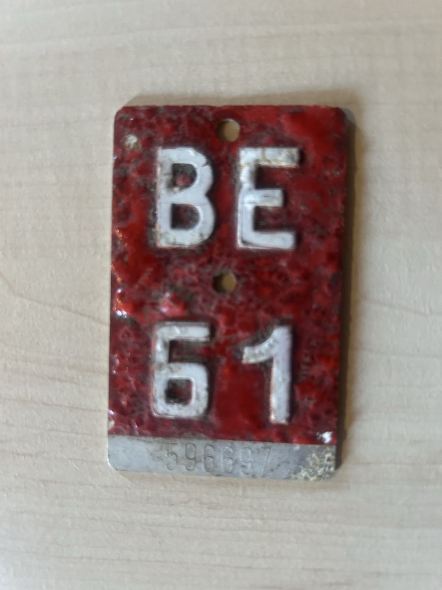 Insegne: Velonummer BE61 – Usato da Trimstein venduto da BigFoot85