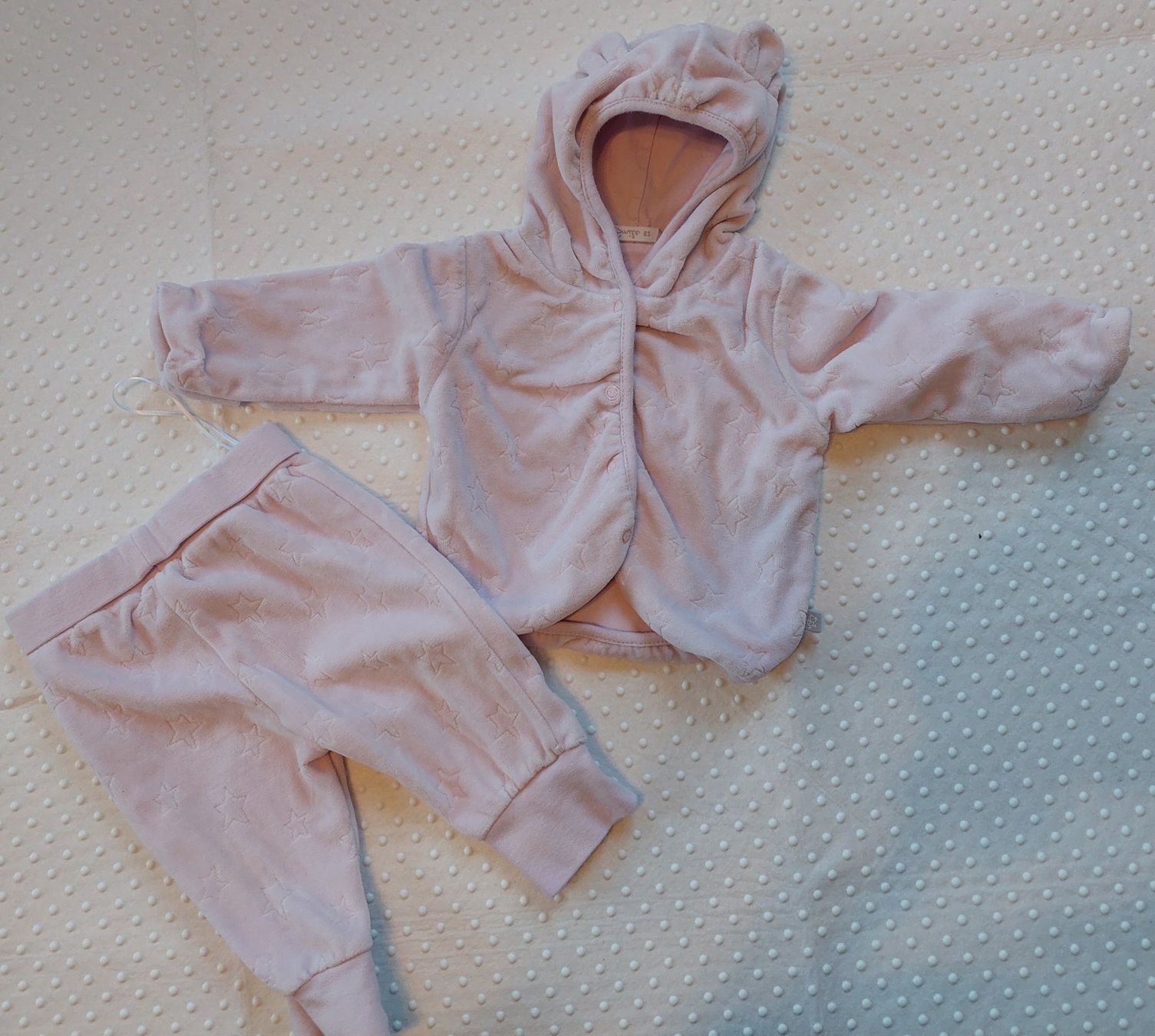 Kleiderpakete & -sets: kuscheliges 2-teiliges Pyjama Grösse 62 – Gebraucht aus Gysenstein von joshuas81