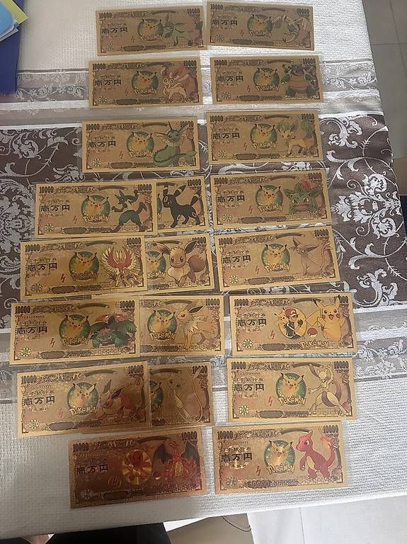 Banconote: Banconote dorate Pokémon  – Nuovo e nell'imballaggio originale da Castel San Pietro venduto da kat_b9br