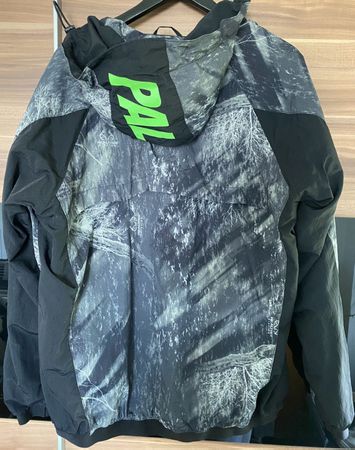 palace asymetric real tree shell top M