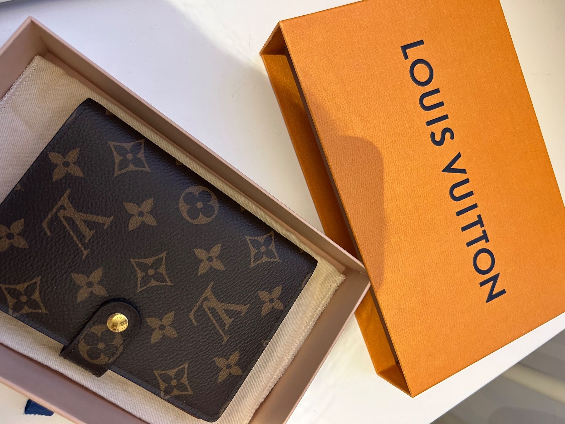 Calendari: Louis Vuitton Agenda – Nuovo (secondo la descrizione) da Stäfa venduto da Goldkuesten_Boutique 1
