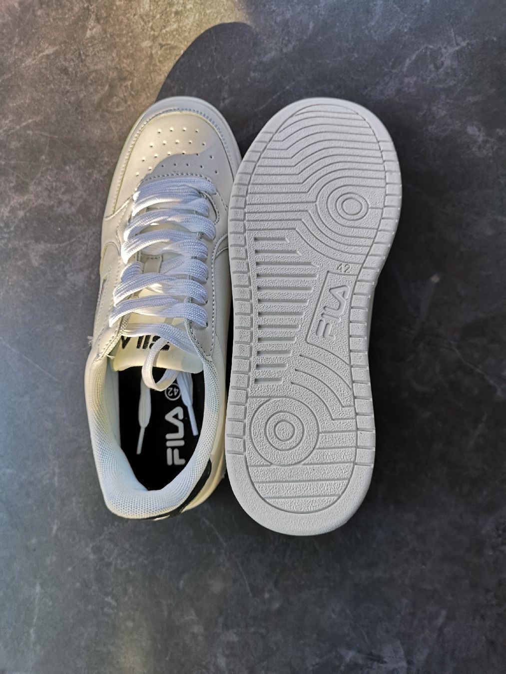 Chaussures hommes: FILA Sneaker weiss Grösse 42 – Neuf (Voir description) à Herisau par Leonie66 4