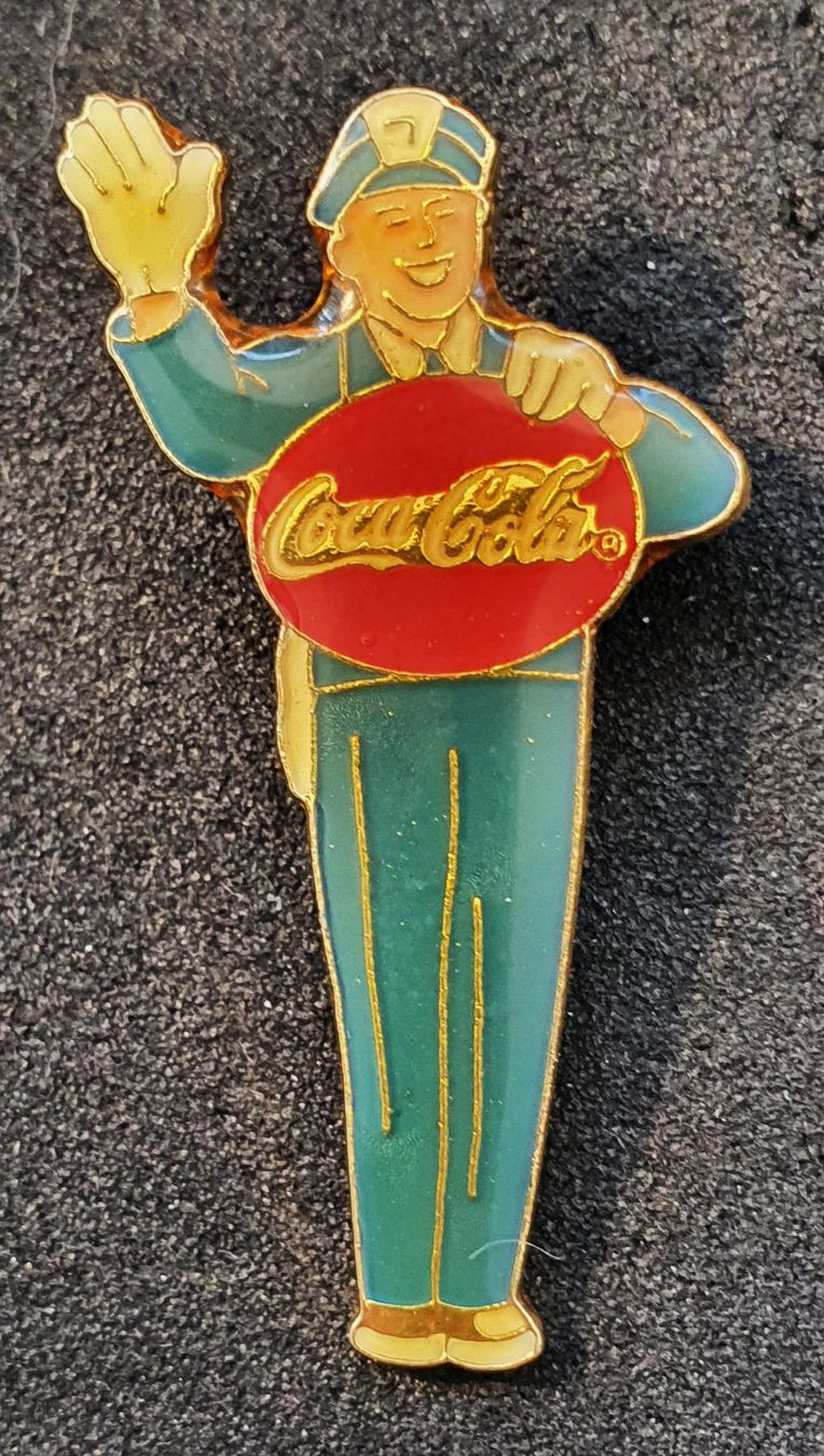 Coca-Cola Placchette & Badge: CC598 - Pin Coca Cola Getränke Mann – Usato da Reinach BL venduto da Boston-Verkauf