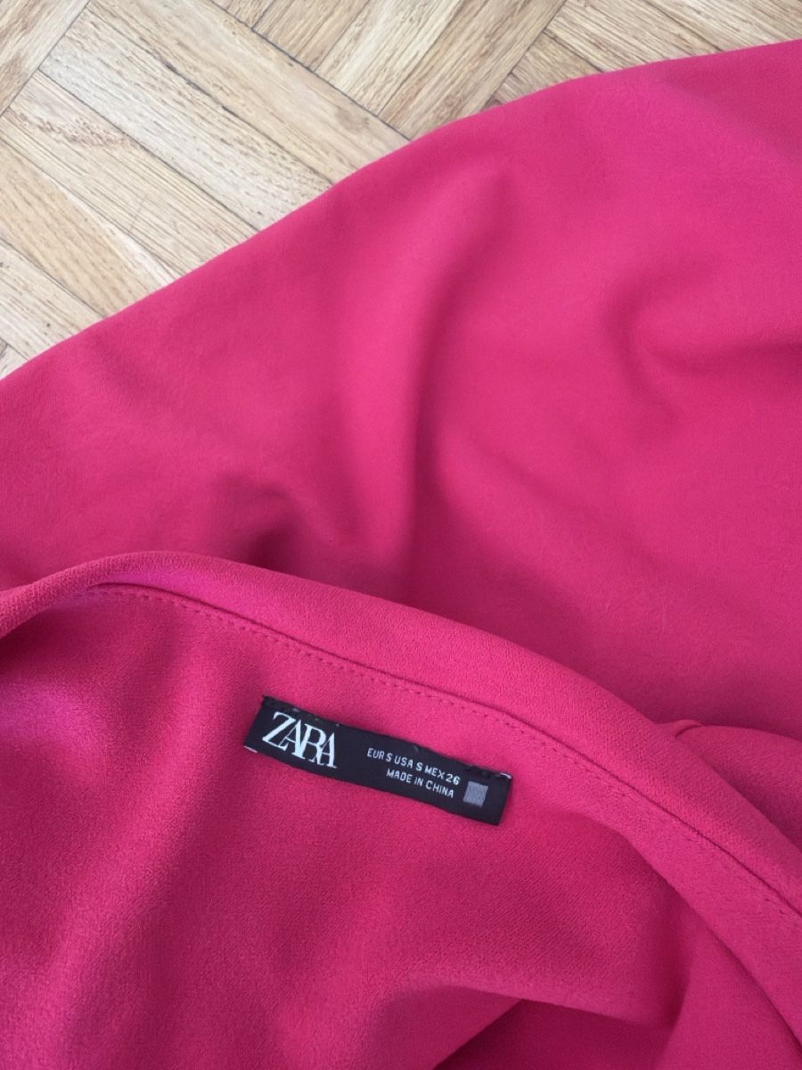 Zara Tute: Combinaison rose ZARA  – Usato da Le Locle venduto da Mayd_h 3