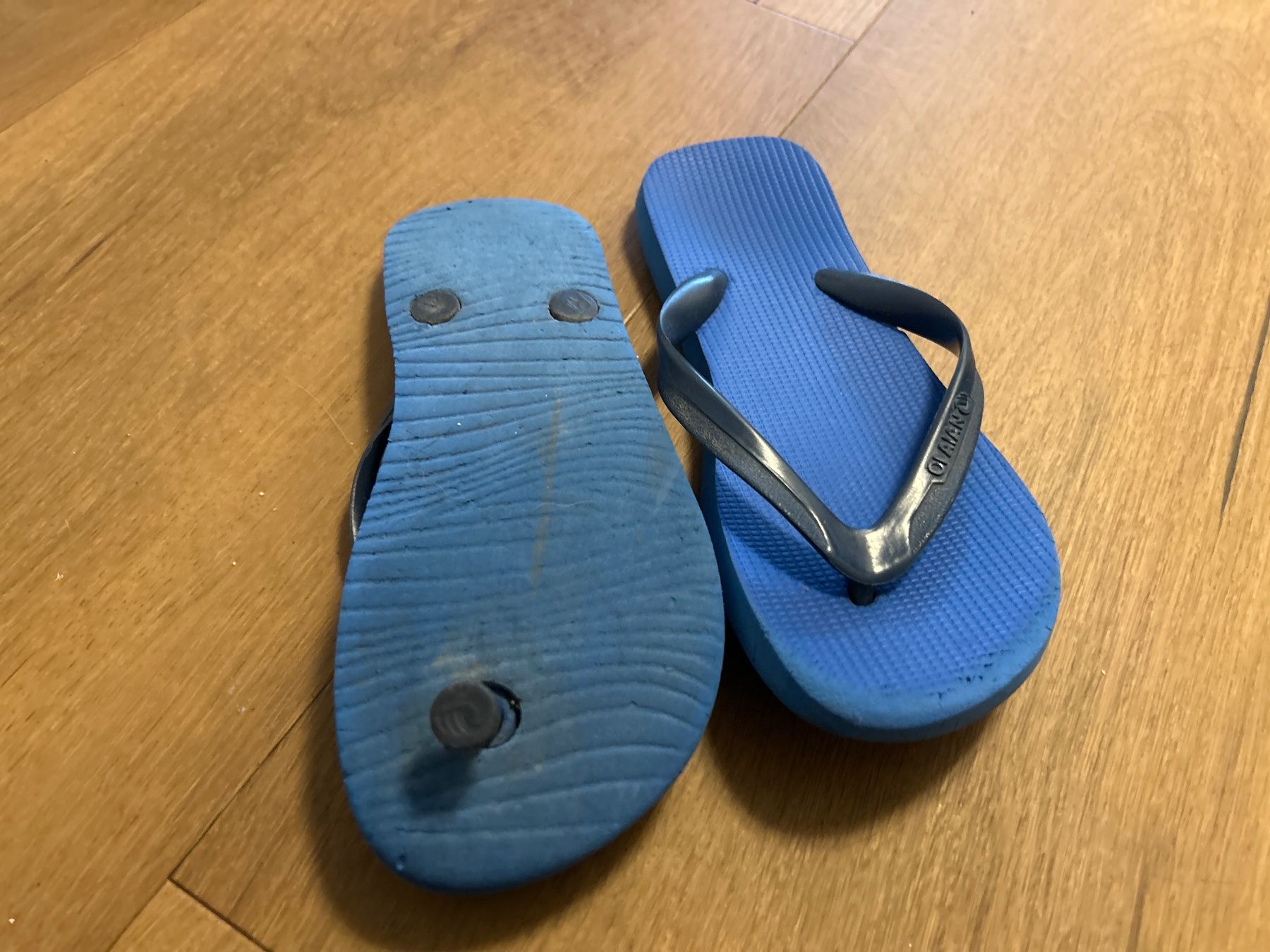 Scarpe da uomo: Olaiana Flip-Flops Gr 32 – Usato da Regensdorf venduto da Spyke55 1