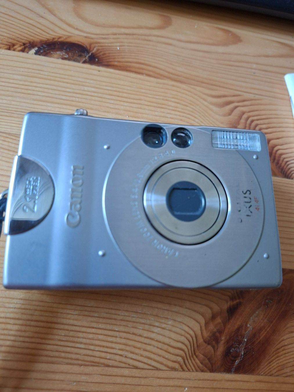 Canon Fotocamera: Digitalkamera Canon IXUS PC 1001 – Usato da Glarus venduto da Walther06