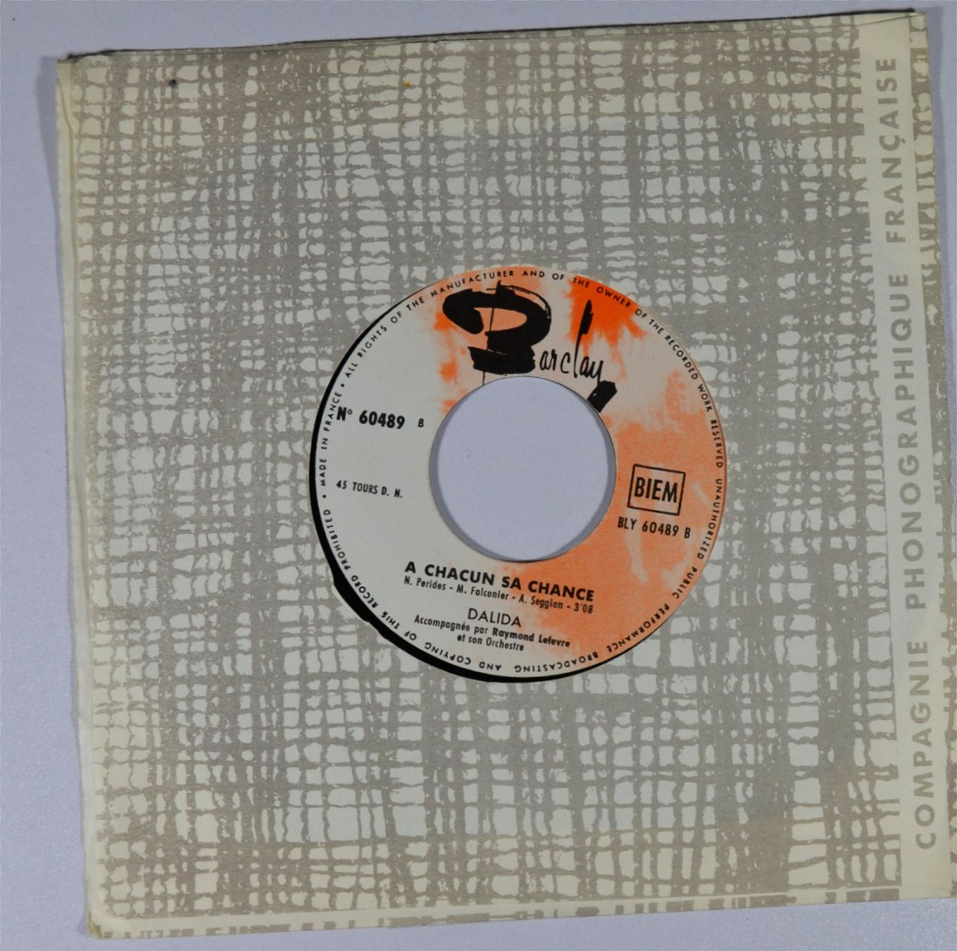 Vinyles: Single: DALIDA - Chaque Instant De Chaque Jour – D'occasion à Frenkendorf par Yard-Sale-2000 1