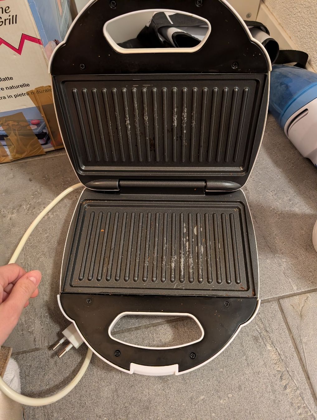 Küchengeräte: Sandwitch Maker – Gebraucht aus Ostermundigen von YA77 1