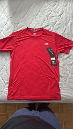 Neues New Balance Funktionsshirt Grösse S