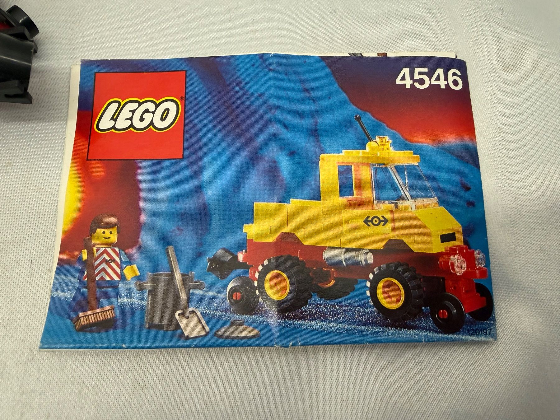 Lego Kit di costruzioni: Lego System 4546 Road and Rail Maintenance - Train 9V – Usato da Burgdorf venduto da Pistar