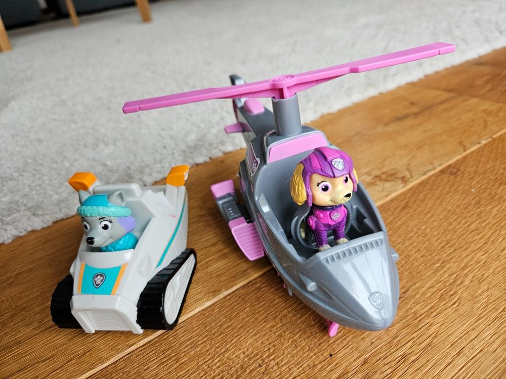 PAW Patrol – Skye's transforming helicopter with folding turbines, from 3 years