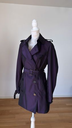 Burberry Trenchcoat violett Grösse M sehr guter Zustand