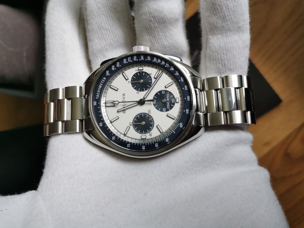 Bulova Lunar Pilot 43mm - Panda Blau Weiss (Gebraucht) in Niederwangen ...