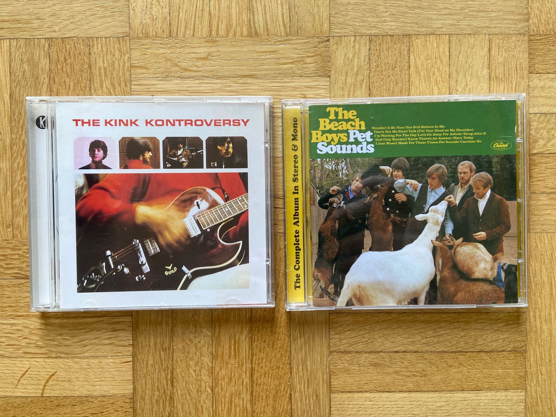 CDs: The Kinks & The Beach Boys – Gebraucht aus Wabern von fingersinfactories