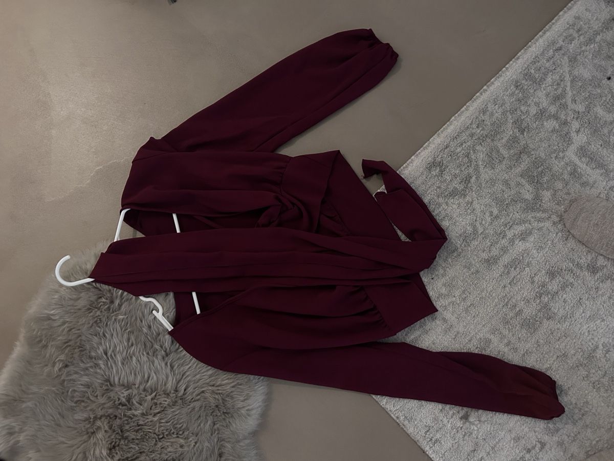 Camicette: Dark red blouse – Usato da Belp venduto da jan_6yvx