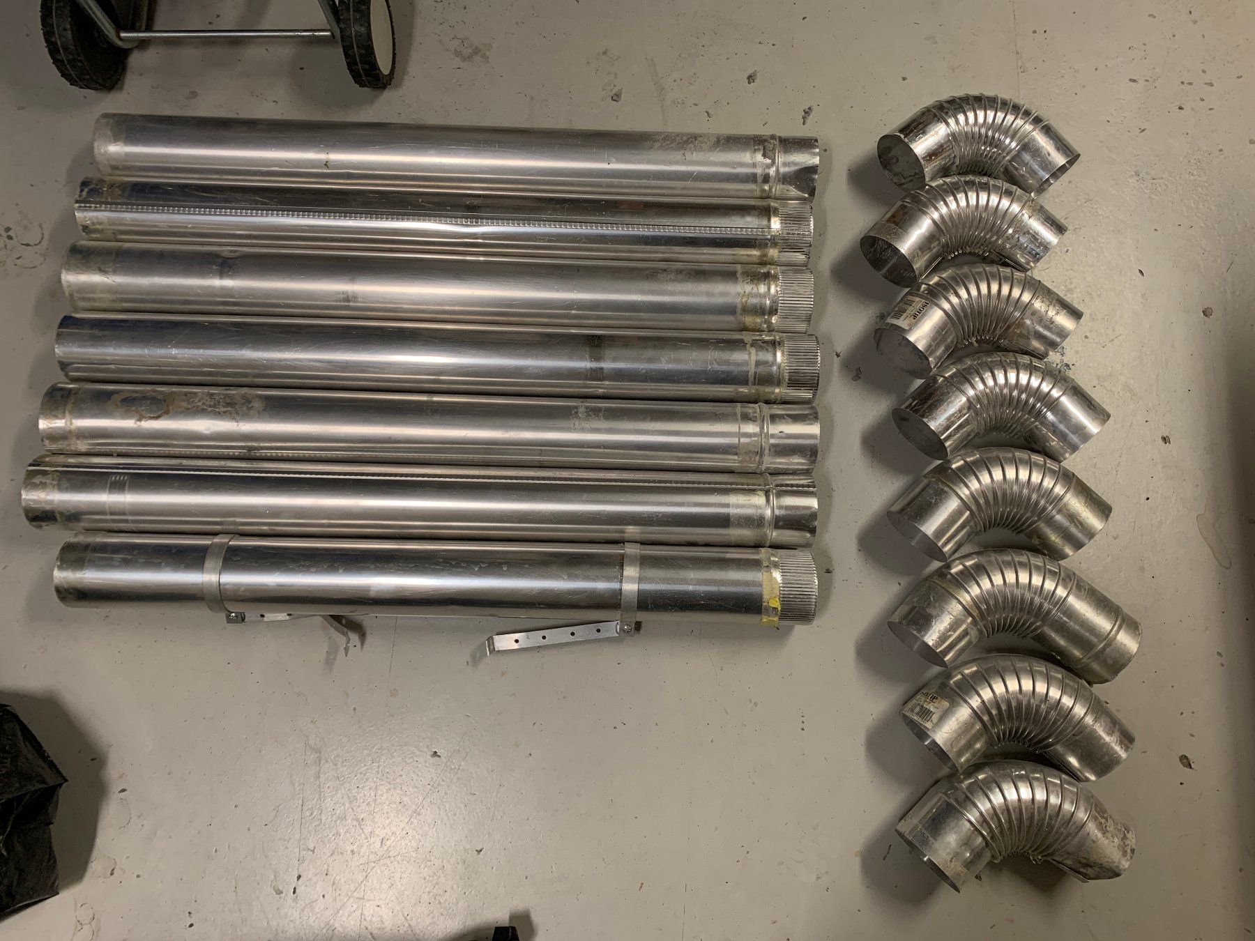 Profilati: Aluminium Rohre – Usato da Ostermundigen venduto da air_7sp7
