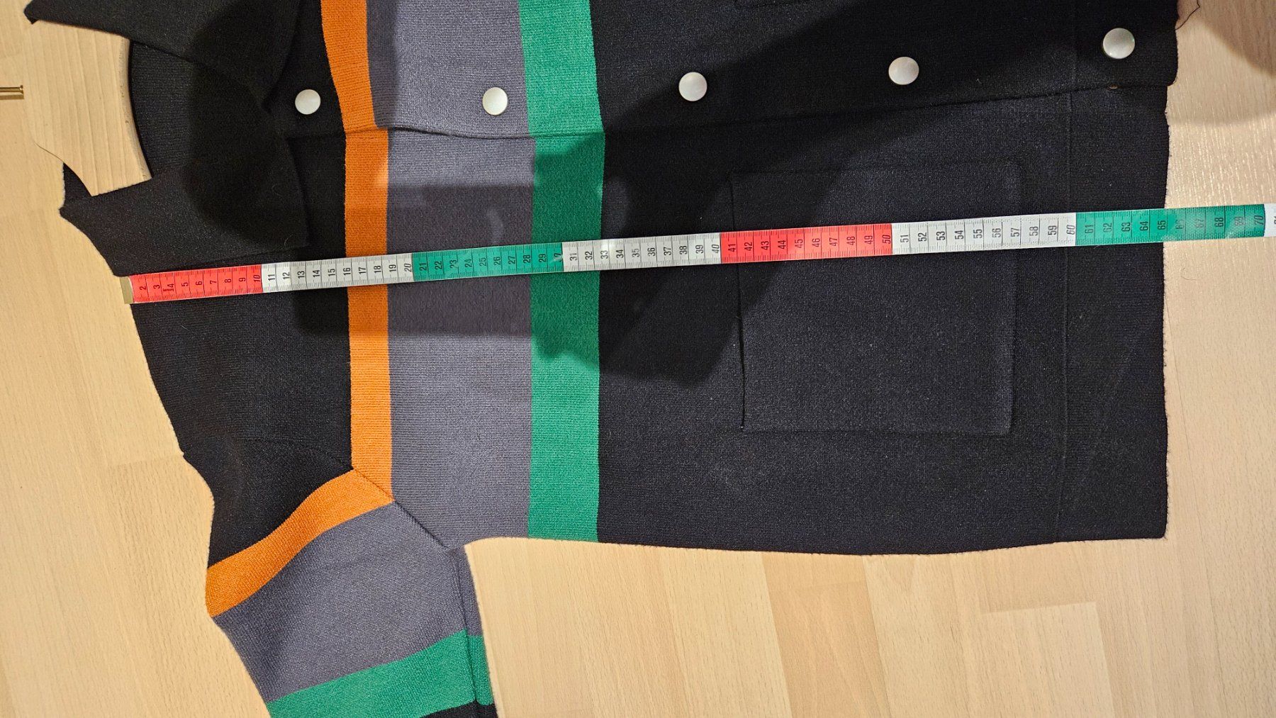 Giacche: Jacke, Strickjacke mit 2 aufgesetzten Taschen, ca. M – Usato da Jona venduto da ASMARADO 4