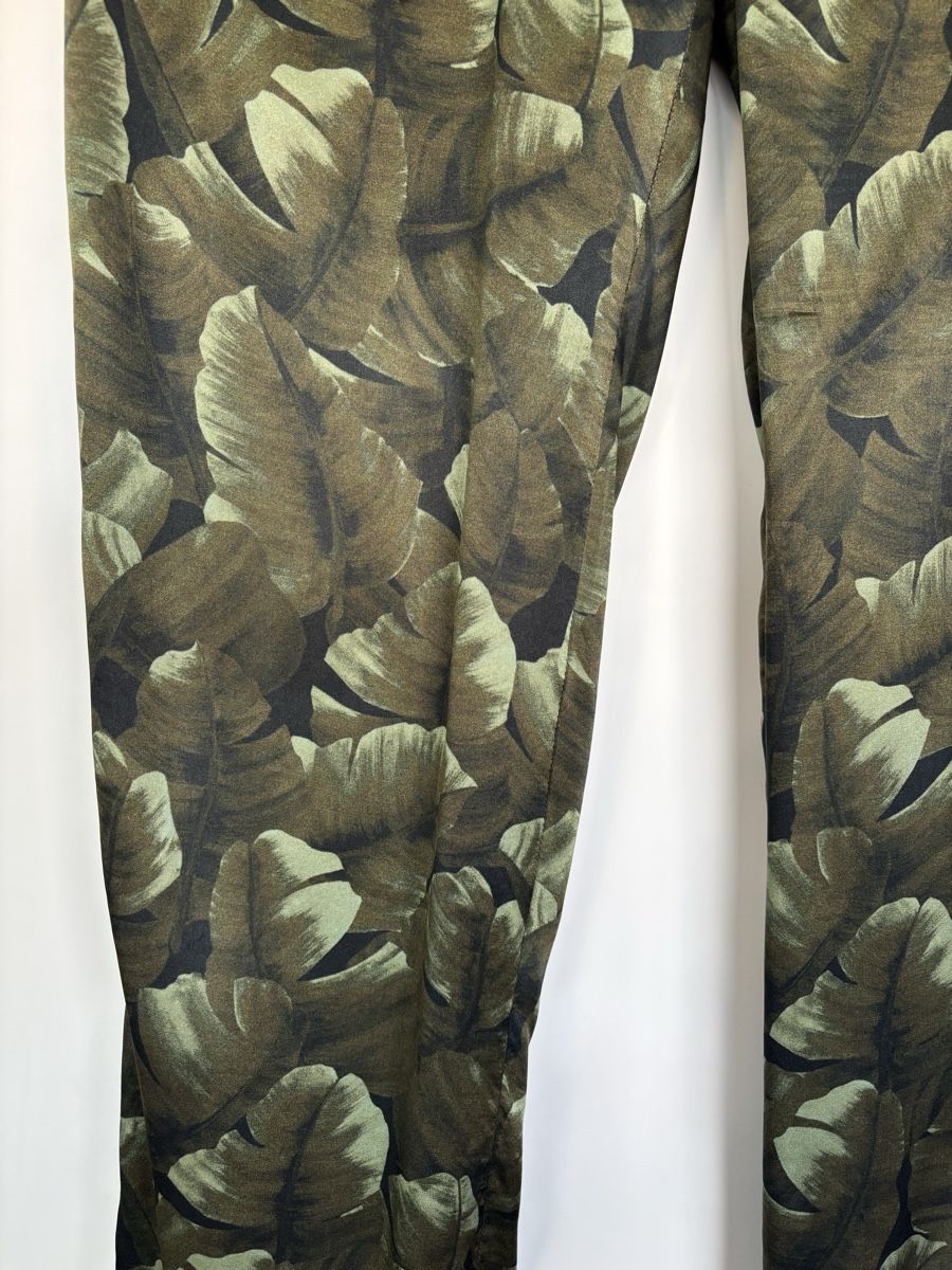 Lanvin Pantaloni: Seidenhose von Lanvin – Nuovo (secondo la descrizione) da Rapperswil SG venduto da Carlotta1 2