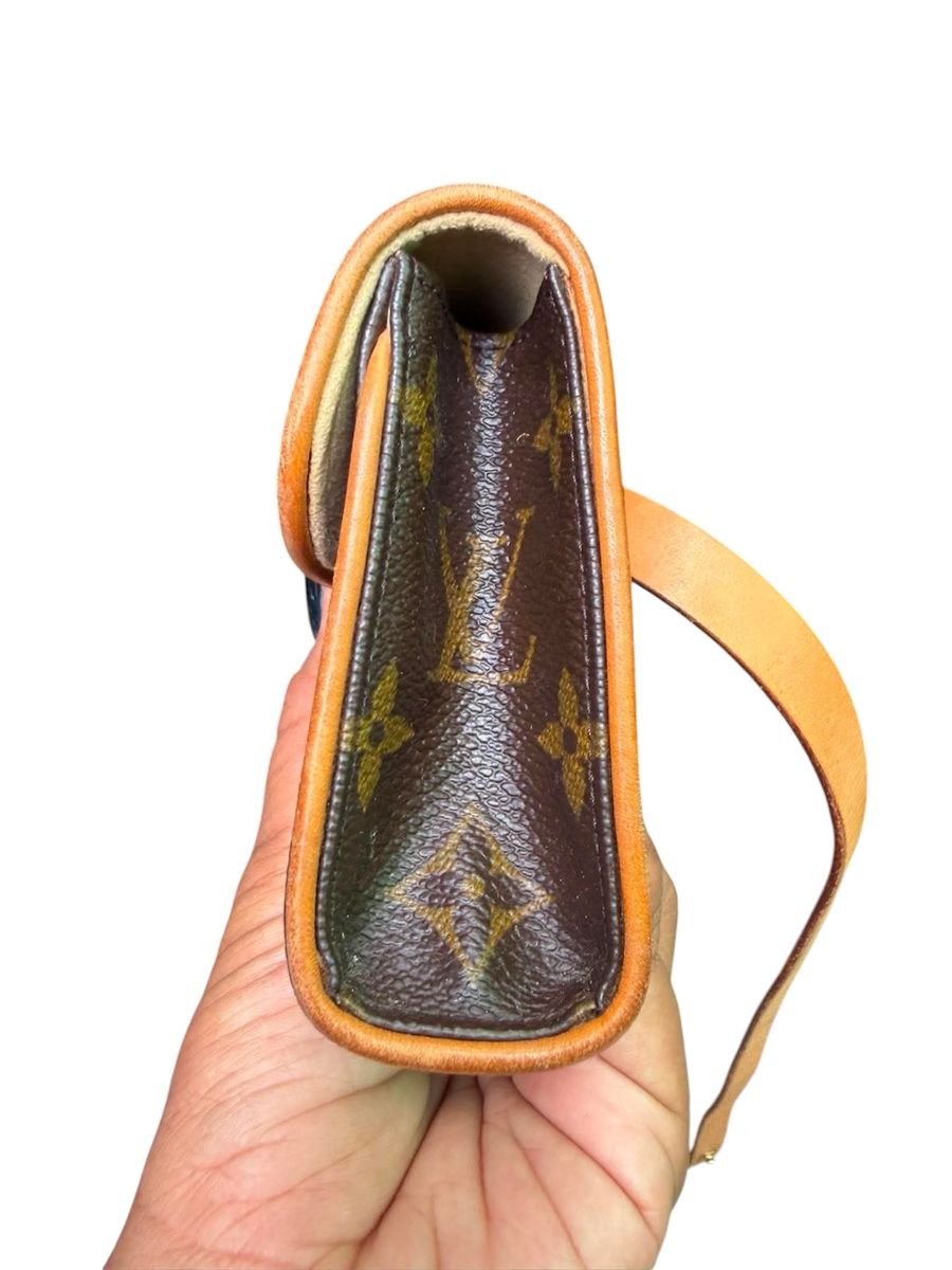 Louis Vuitton Borse da donna: Louis Vuitton Pochette Florentine – Usato da Widnau venduto da Pukpan_99 3