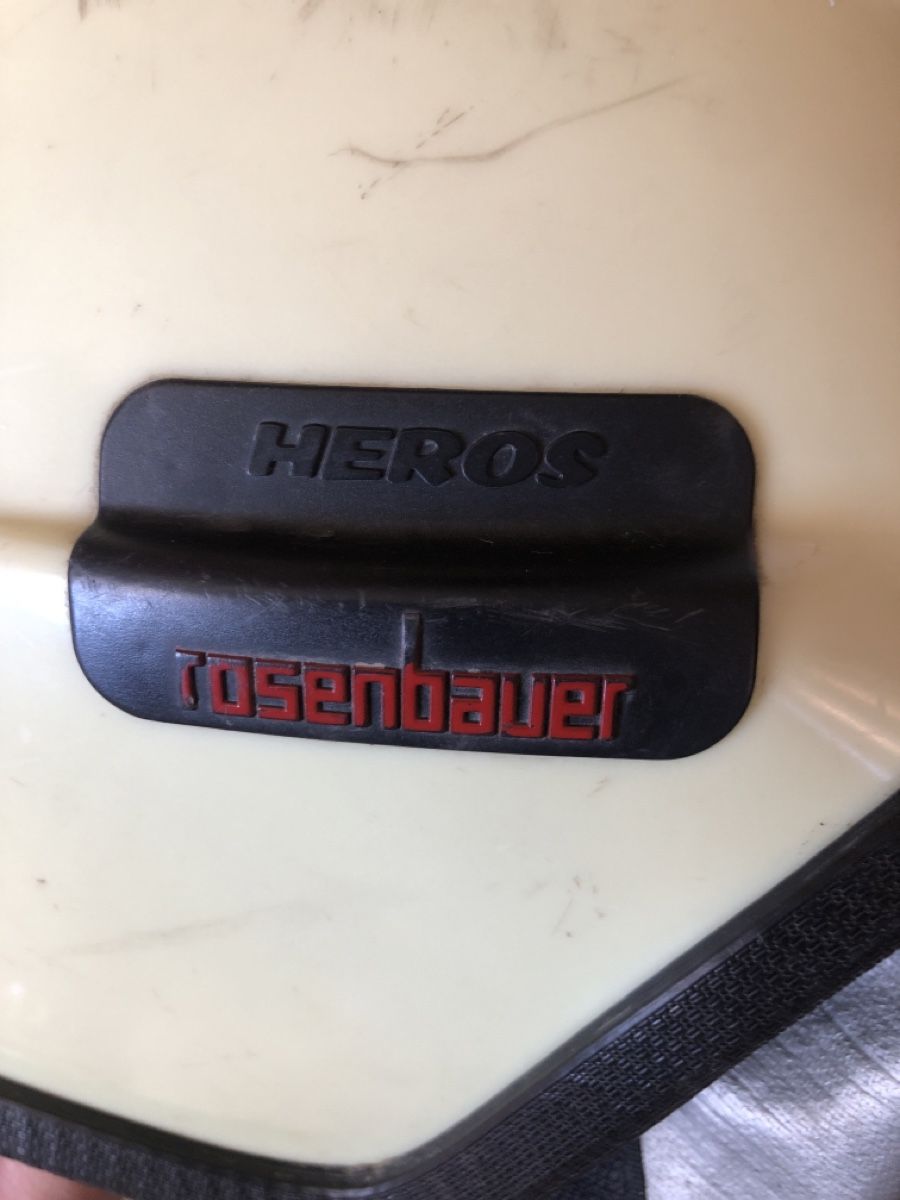 Pompiers: Gebrauchte Feuerwehrhelme Rosenbauer – D'occasion à Zweisimmen par TIV-v6fg 2