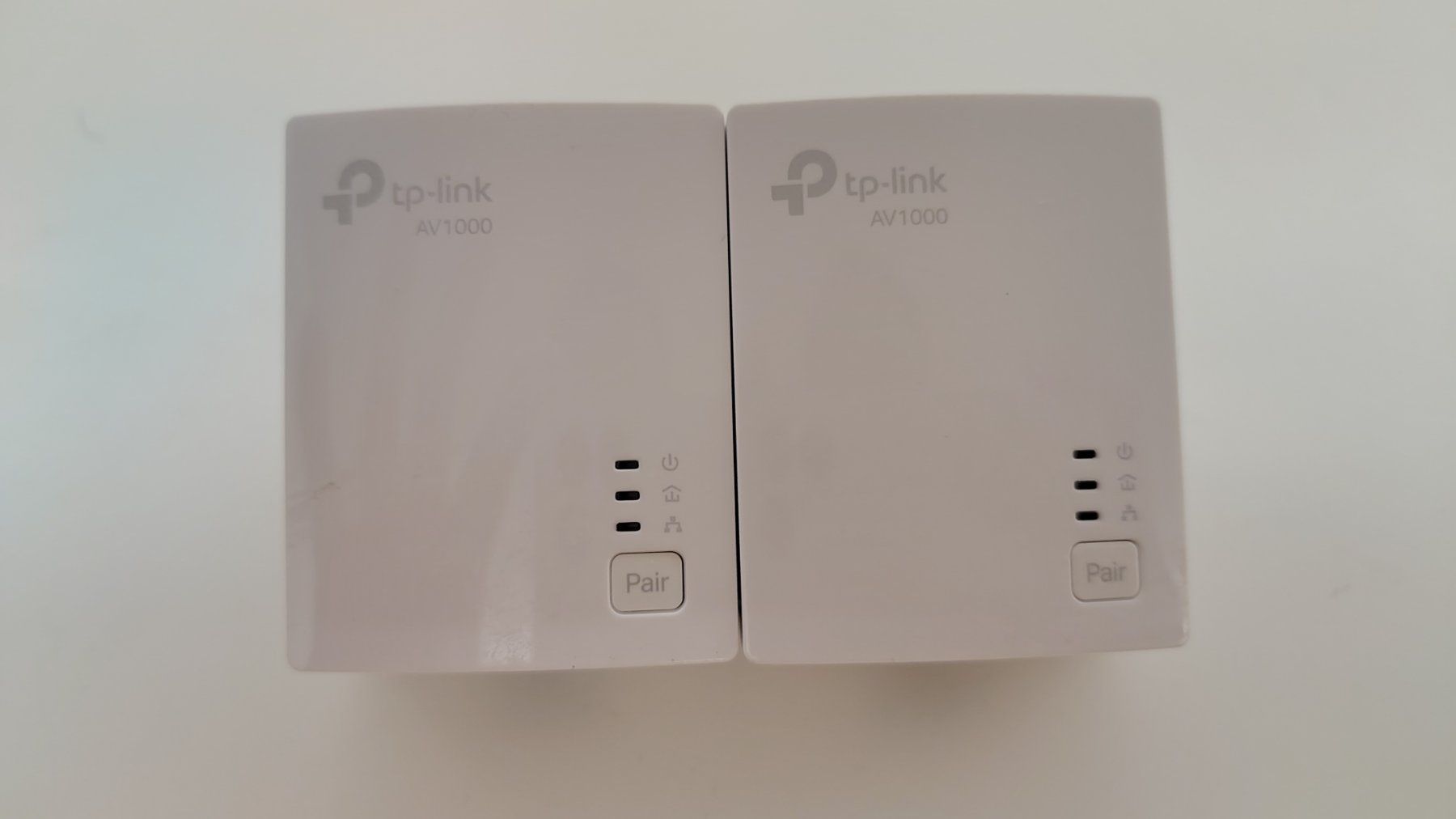 TP-Link Unità & Adattatore: TP-Link AV1000 Powerline Adapter Set, 2 Stk, gebraucht – Usato da Altdorf UR venduto da chlanny