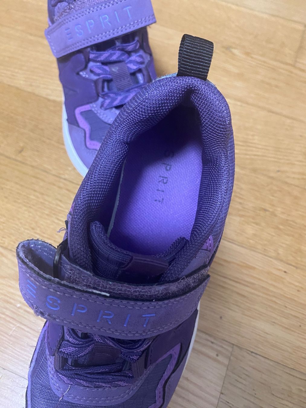 Esprit Scarpe per ragazze: Turnschuhe Esprit Gr. 33 – Usato da Winterthur venduto da Baby117 3