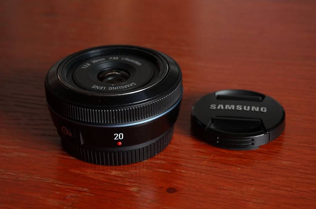 Samsung Obiettivi: Samsung Lens 20mm f2.8 i-Function Pancake – Usato da Spreitenbach venduto da Salesmanship