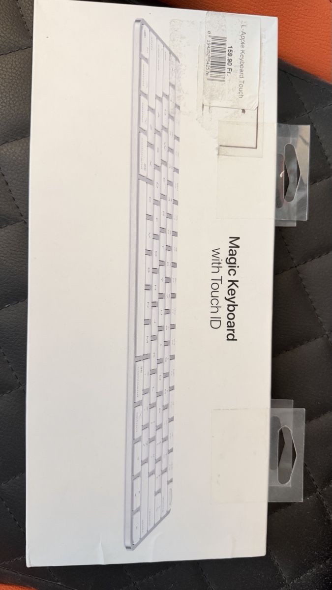 Apple Tastaturen: Apple Magic Keyboard mit Touch ID - Neuwertig & OVP – Neu (gemäss Beschreibung) aus Bern von SamccoH