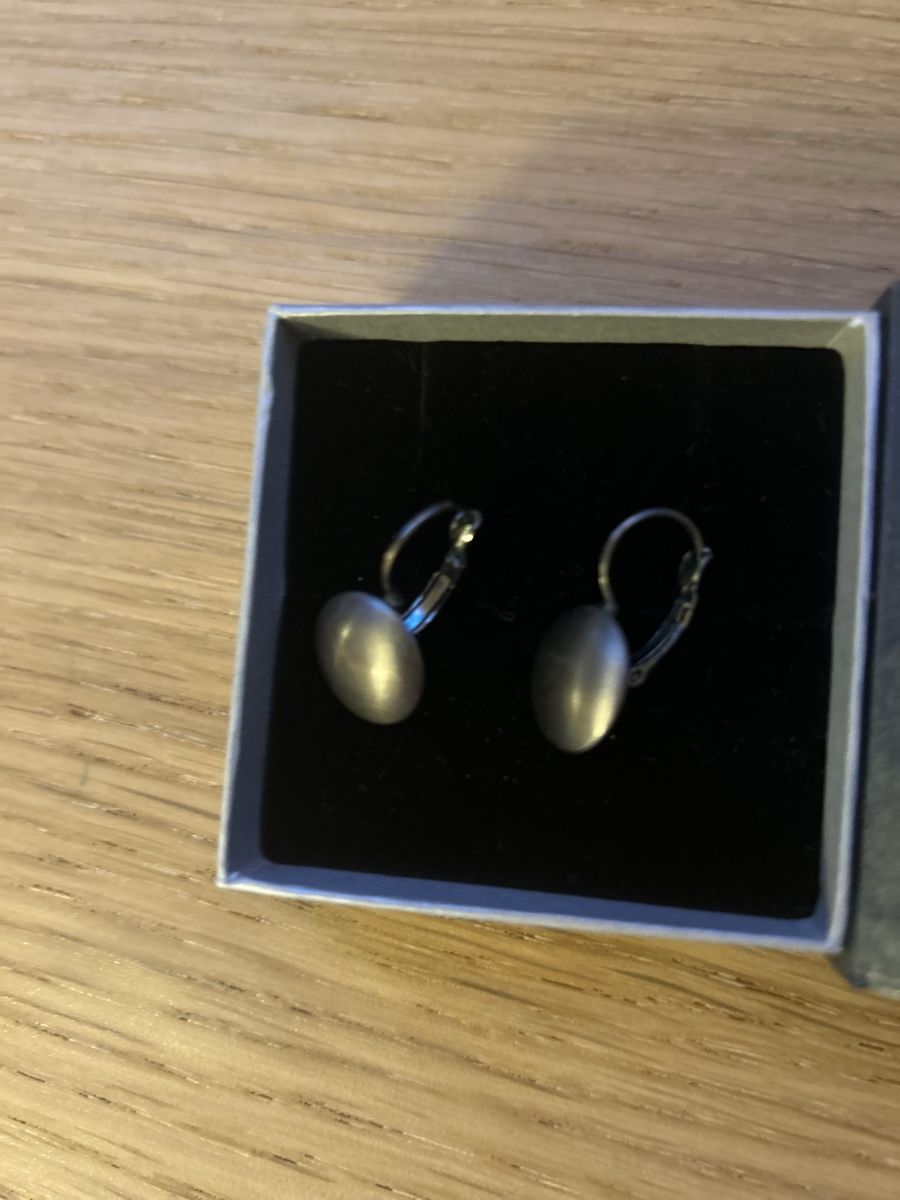 Ohrringe & -stecker: Damen Ohrringe – Gebraucht aus Zürich von elg_rqw7 1