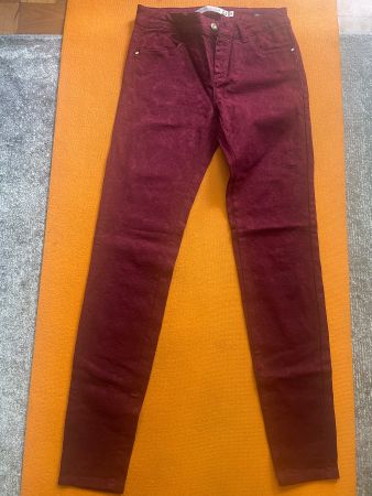 Zara Skinny Jeans Bordeaux Grösse 36 gebraucht