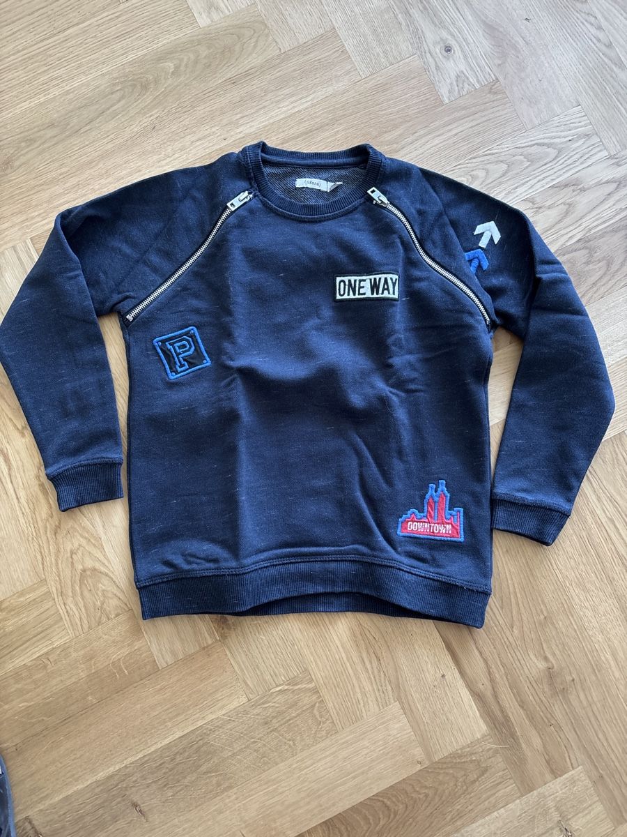 Maglioni & Felpe: Pullover von Sfera, Grösse 122 – Usato da Wohlen AG venduto da Michi761