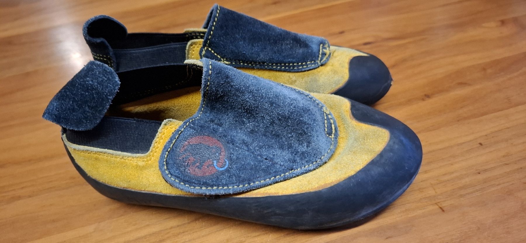 Mammut Scarpe da uomo: Kletterschuhe Mammut Grösse 33 gebraucht – Usato da Niederstocken venduto da Cocos_nut